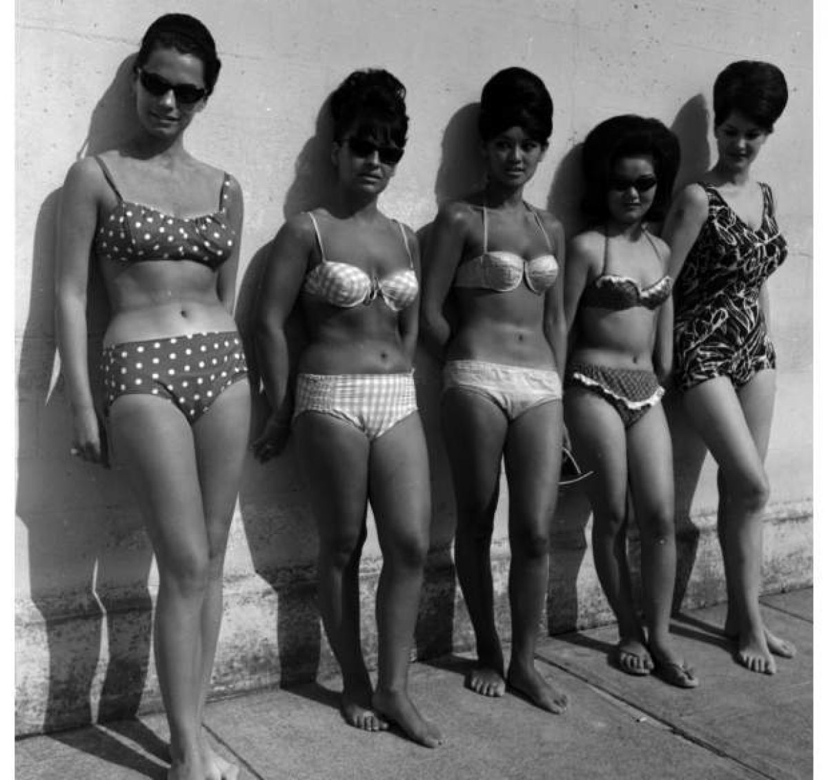 Fashion History – 1940s Bikinis